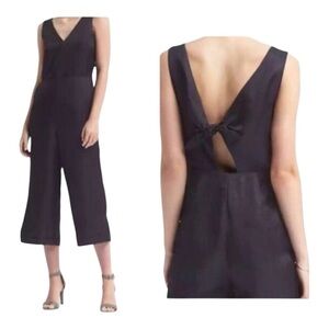 Banana Republic VNeck Sleeveless Tie Back Cropped Wide Leg Navy Jumpsuit Size 4